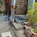 屋外手すりを新設 (TOTOフリースタイル手すり) 屋外手すりを新設 (TOTOフリースタイル手すり)